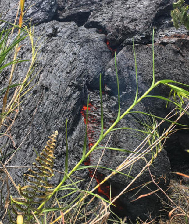 hawaii-volcano-usgs-may-15-lava-flow.jpg 