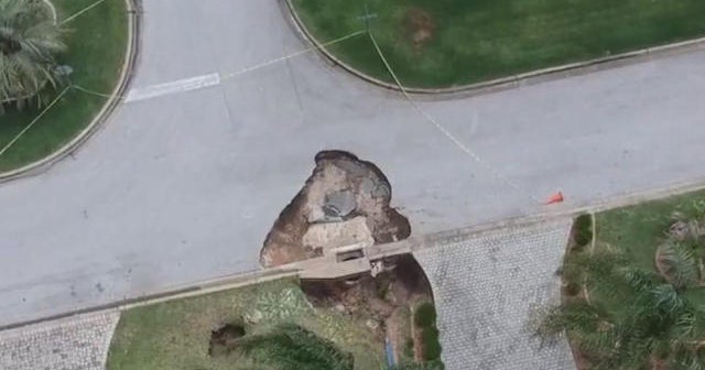 Four sinkholes open up in one Florida community in just a day CBS News