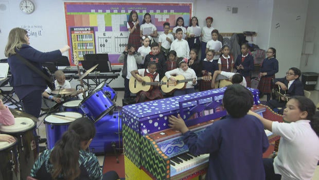 sing-for-hope-music-class-ps-8-new-york-city-620.jpg