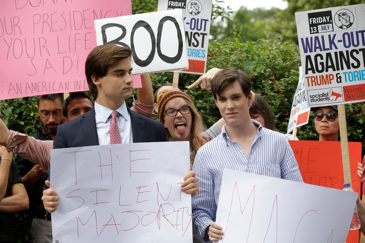 trump mocks protesters trump mocks protesters