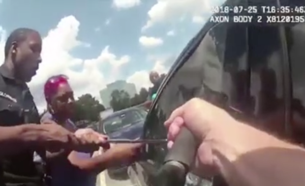 officer rescues child from hot car 