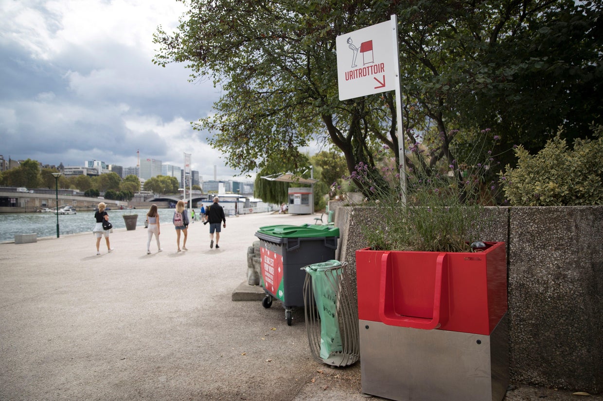 Paris openair urinals not popular among all French CBS News