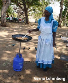 pastor-merium-cooking-244.jpg