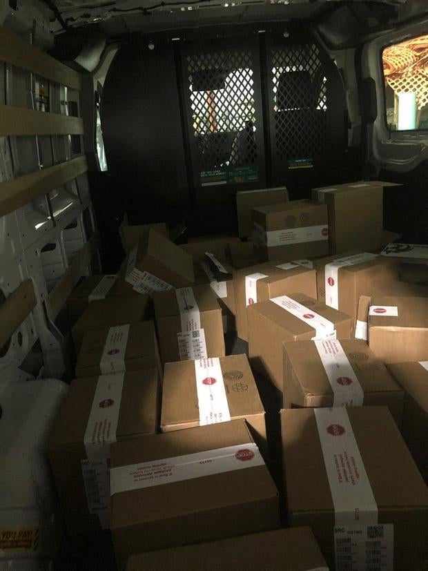 181002-uhaul-guns-ups-facility-01.jpg