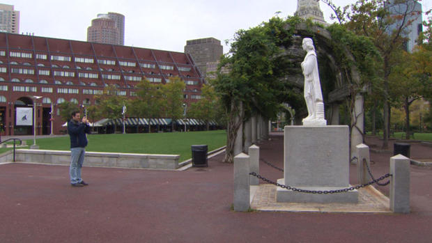 Columbus-statue-North-End 