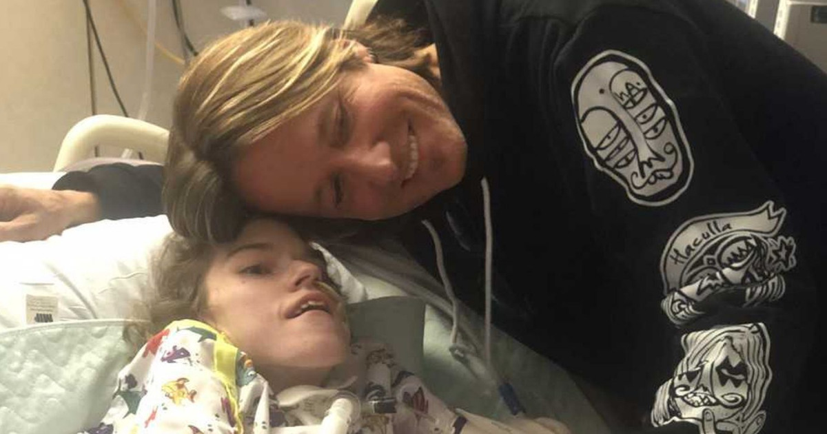 Keith Urban serenades gravely ill fan who couldn't make it to his