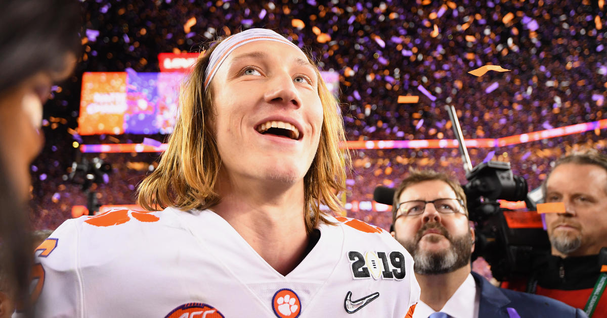 Trevor Lawrence Becomes First True Freshman Quarterback To