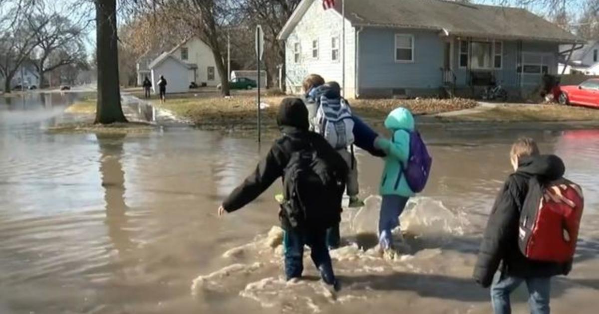 Midwest Braces For More Rain As Deadly And Historical Flooding Devastates The Region Cbs News 9732