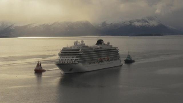 Norway Cruise Ship Viking Cruise Ship Carrying 1 300 Passengers Sends Mayday Call Passengers Evacuated By Helicopters And Boats Today Cbs News