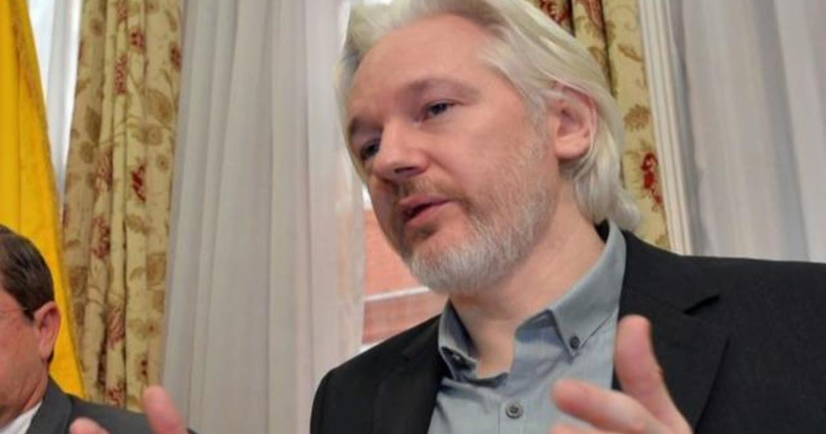 Wikileaks Founder Julian Assange Charged With Violating Espionage Act Cbs News 2712