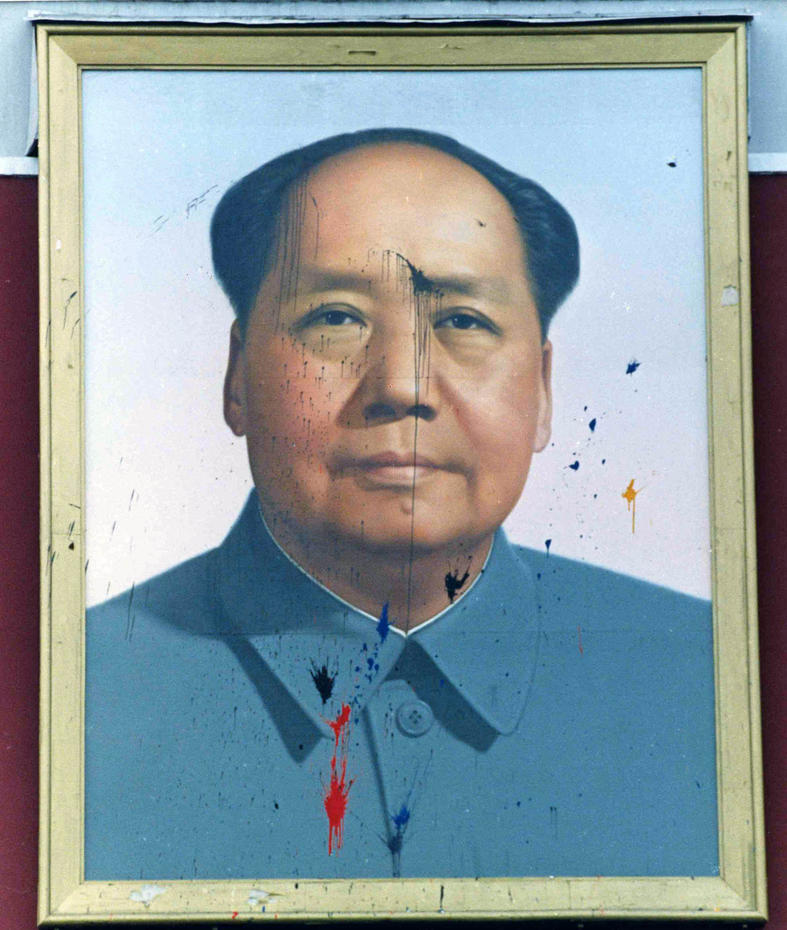 Tiananmen 1989 by Lun Zhang