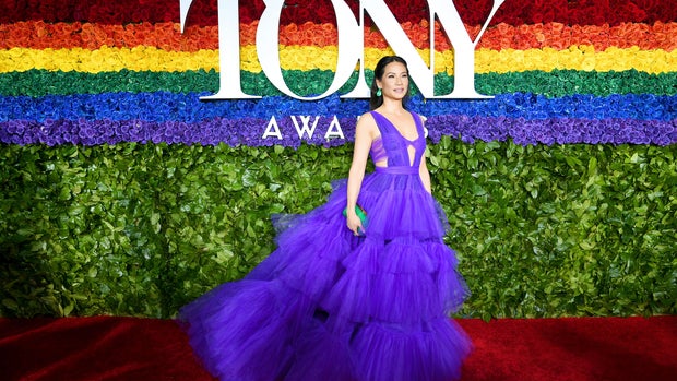 Tony Awards 2019: Red carpet looks from your favorite stars