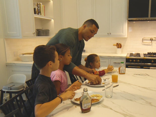 tony-gonzalez-making-pancakes-promo.jpg