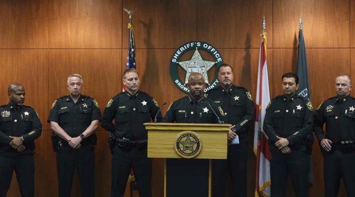 Broward County sheriff #39 s deputies fired today over inaction during