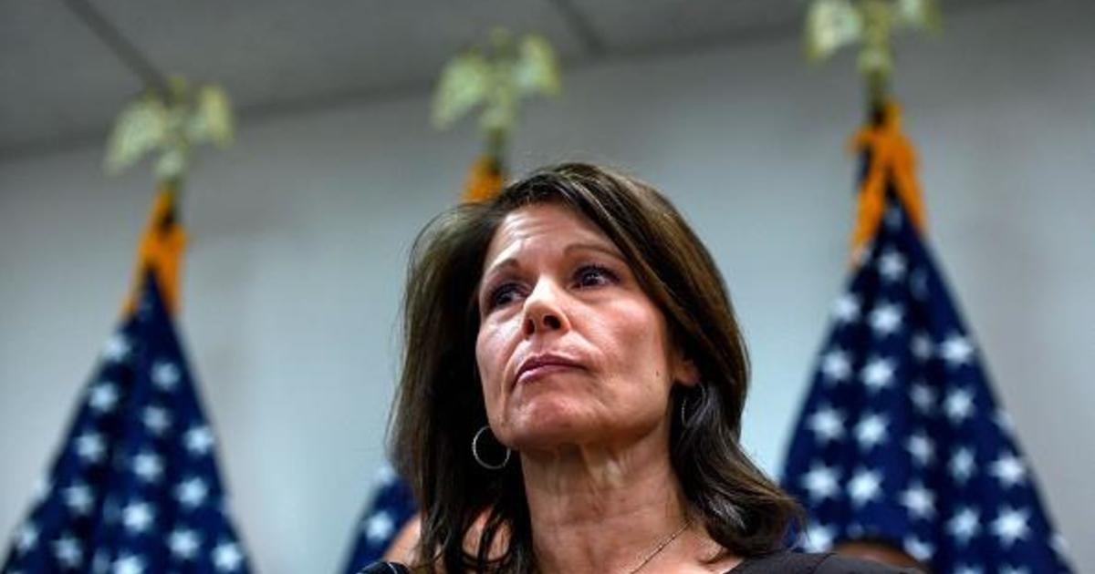 Illinois Democrat and former DCCC Chair Cheri Bustos won't seek reelection to House in 2022