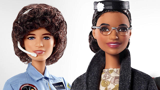 Sally-Ride-and-Rosa-Parks-barbies.jpg 