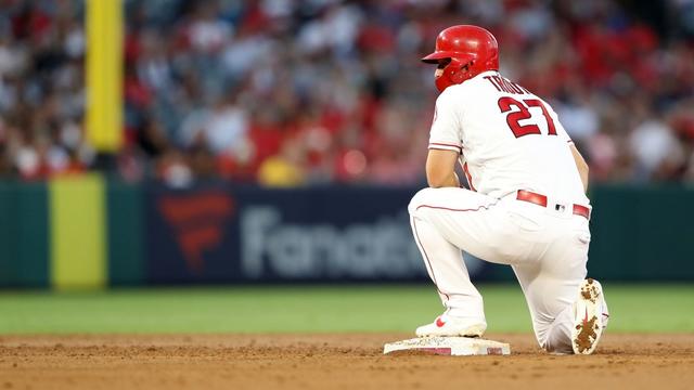 mike-trout-angels-1-3.jpg 