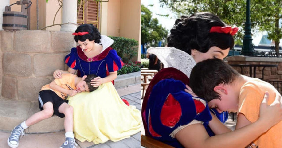 Snow White comforts boy with autism who had \