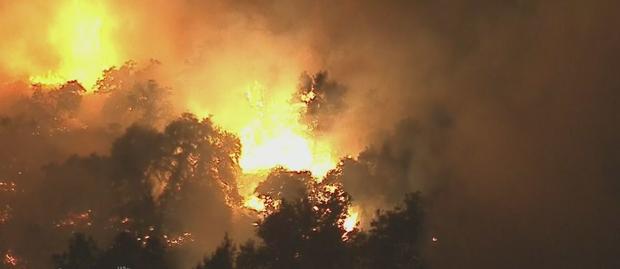 Tenaja Fire Near Murrieta Explodes To 1,400 Acres, Evacuations In Place 