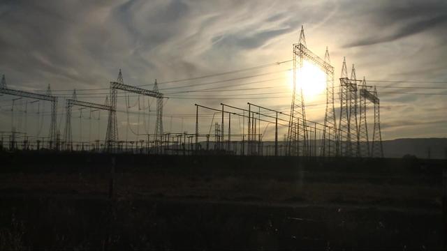 Pg E Power Shutdown Power Cut To Hundreds Of Thousands In California Over Potential Wildfires Today Cbs News