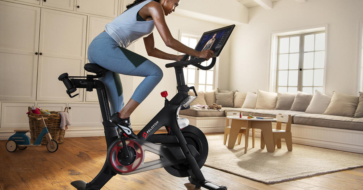Peloton stock slumps after morbid product placement in "Sex and the City"