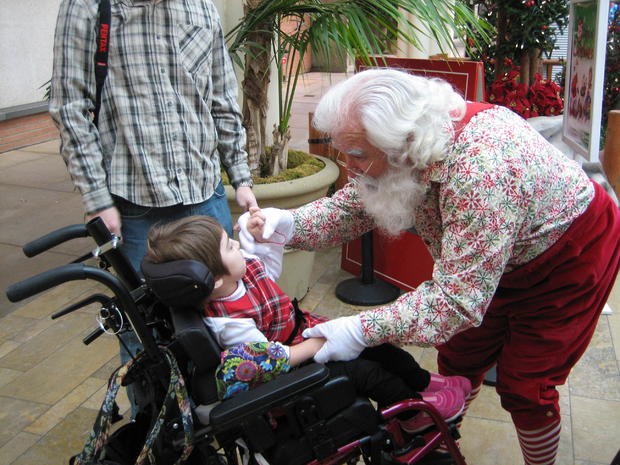 Santa is trained to interact with kids who have special needs. (Credit: Autism Speaks)