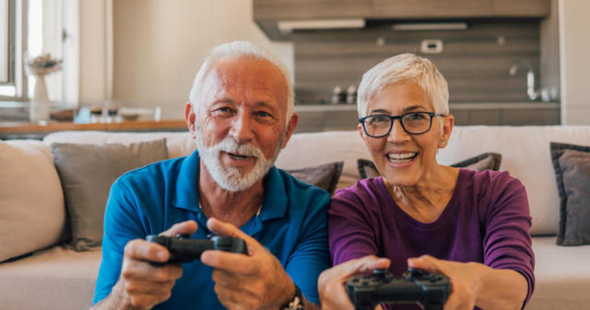 Video games: Senior citizen video gamers are growing by the millions - CBS  News