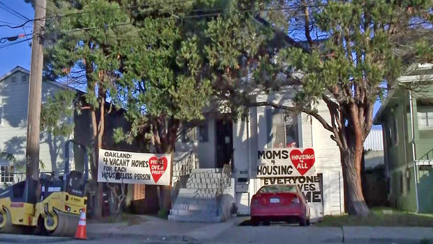 Moms 4 Housing Occupied House in West Oakland 