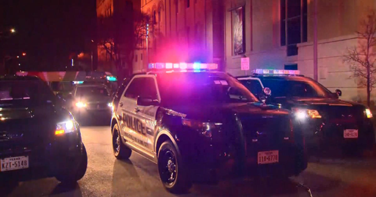 San Antonio shooting: Two dead after gunman opens fire inside bar - CBS