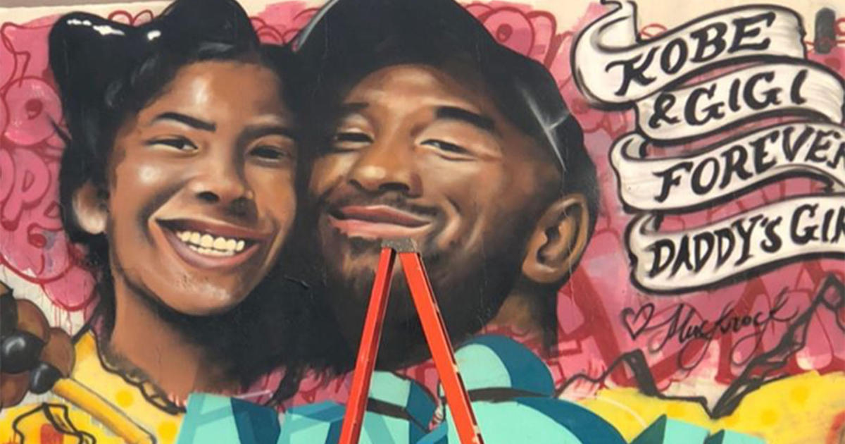 Kobe Bryant Mural Of Lakers Legend And Daughter Gianna Gigi Bryant Latest Of Many Tributes And Memorials Fans Created In Los Angeles Cbs News