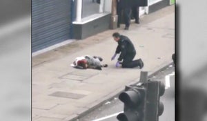 Video shows aftermath of London stabbing attack 
