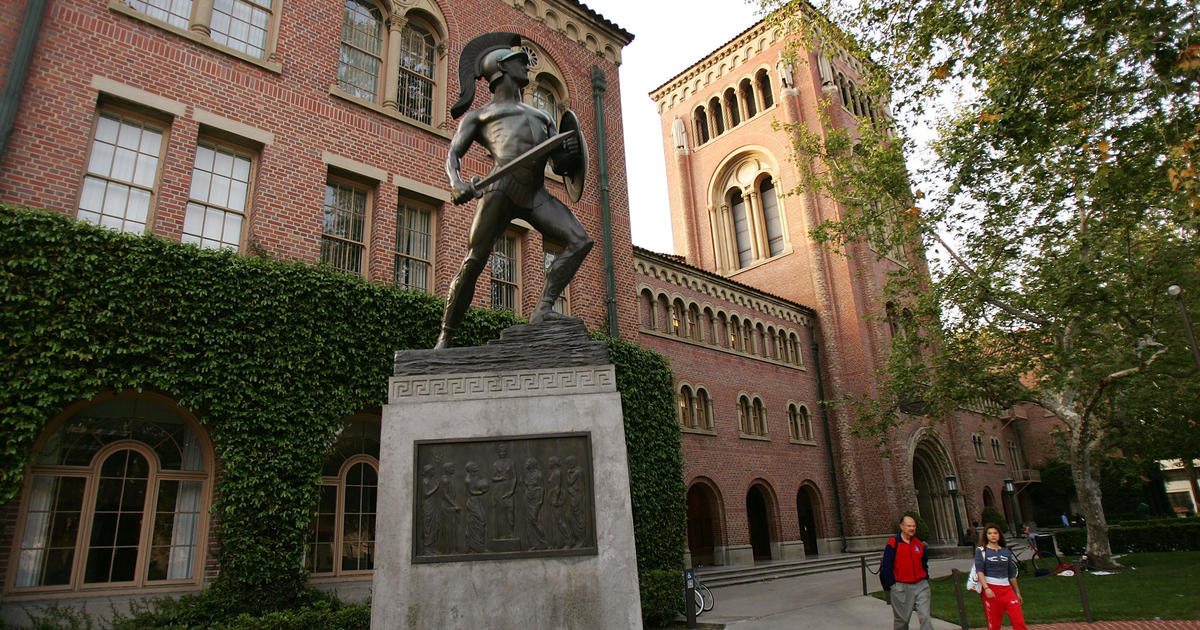 USC will offer free tuition to families making under $80,000 - CBS News