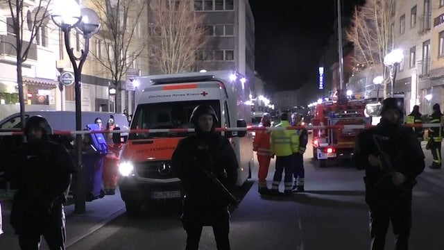 Gunman Kills 9 At Hookah Bars Near Frankfurt Germany Cbs News