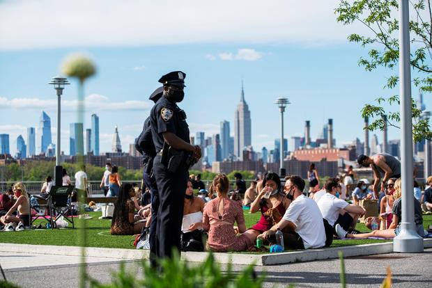New York reopens: Making sure visitors keep their distance 
