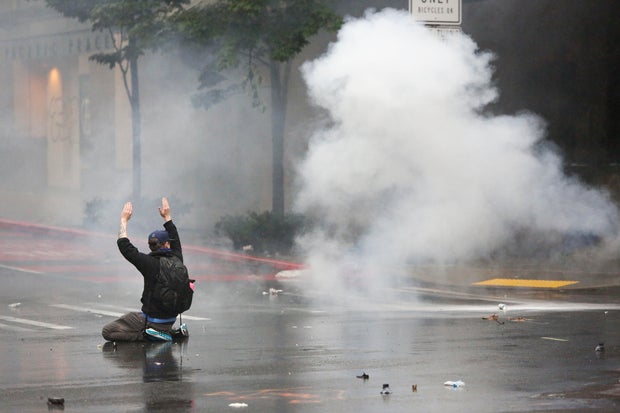 TOPSHOT-US-POLITICS-RACISM-JUSTICE-POLICE-minorities