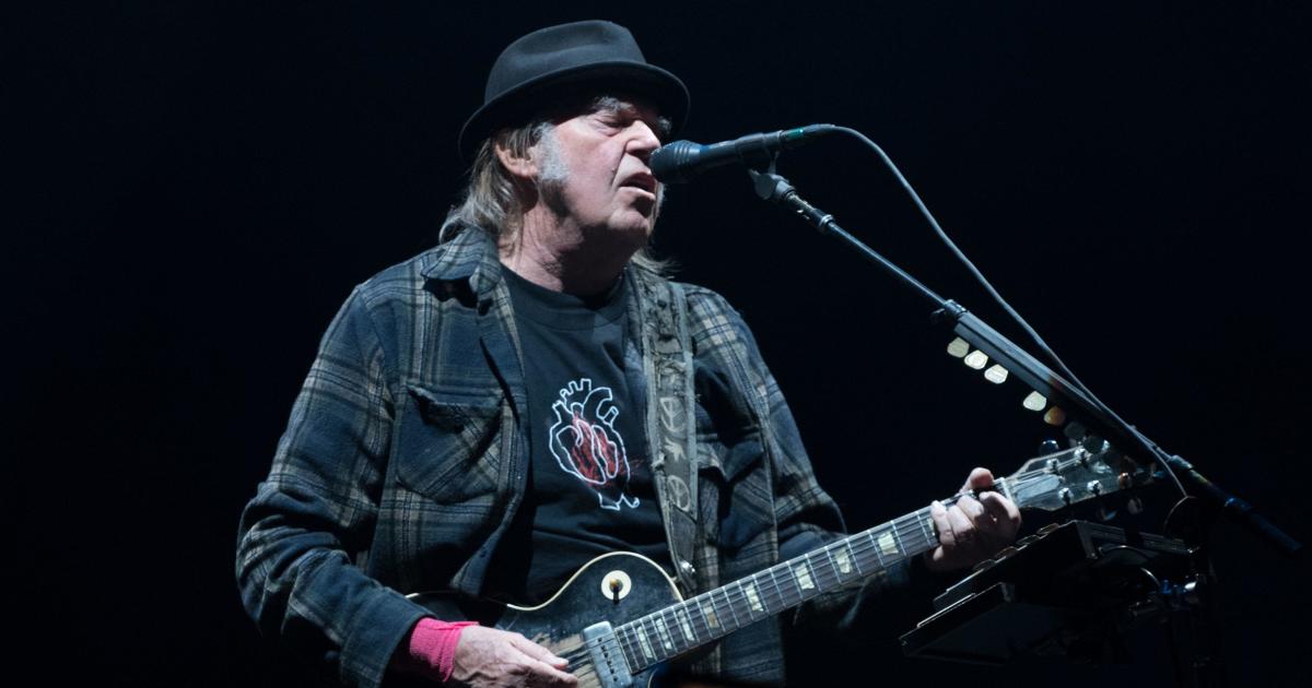 Neil Young threatens to leave Spotify over Joe Rogan's vaccine misinformation: "They can have Rogan or Young. Not both"
