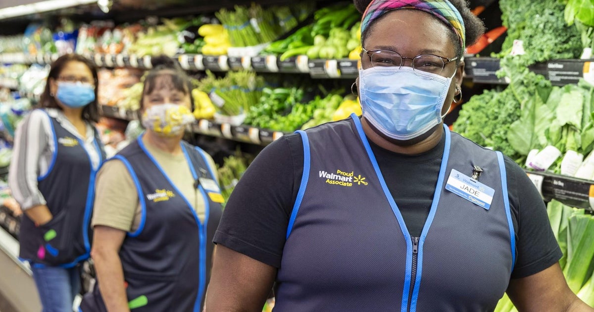 Walmart Workers To Get Thanksgiving Day Off And Coronavirus Cash Bonus Cbs News