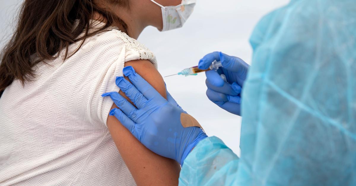 States should prepare for COVID-19 vaccinations by November 1, CDC says -  CBS News