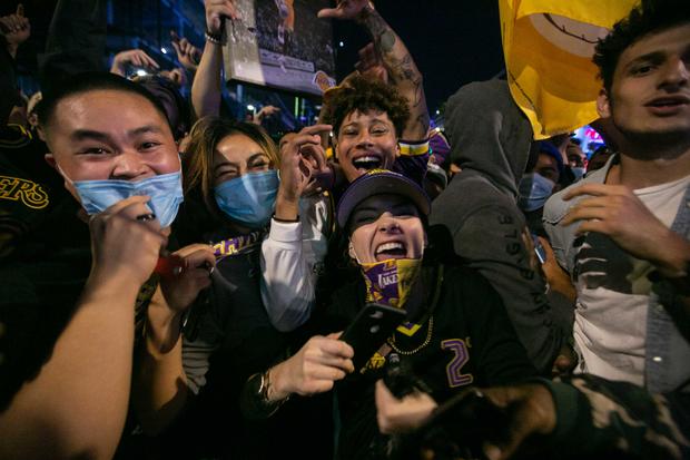 Lakers fans celecrtate the teams 17th championship 