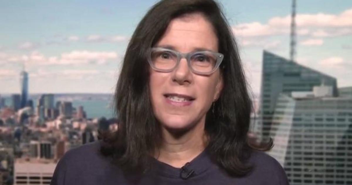 Alexandra Pelosi Discusses Her New Documentary American Selfie One Nation Shoots Itself 