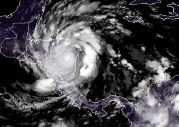 hurricane-iota-over-nicaragua-early-on-111720.jpg 