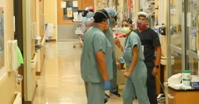 U.S. sees deadliest week of pandemic amid record hospitalizations