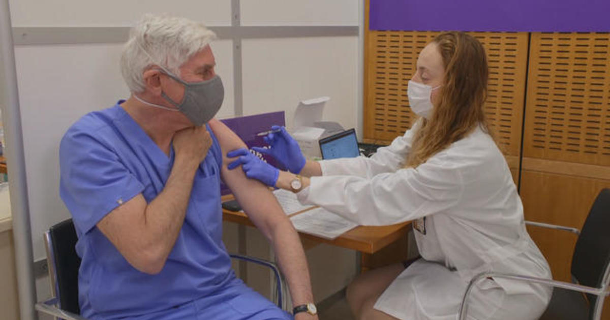 Dr. Jon LaPook shares his experience getting the coronavirus vaccine