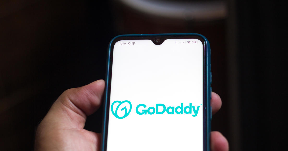 GoDaddy apologizes for “insensitive” phishing email that offers bonuses to employees