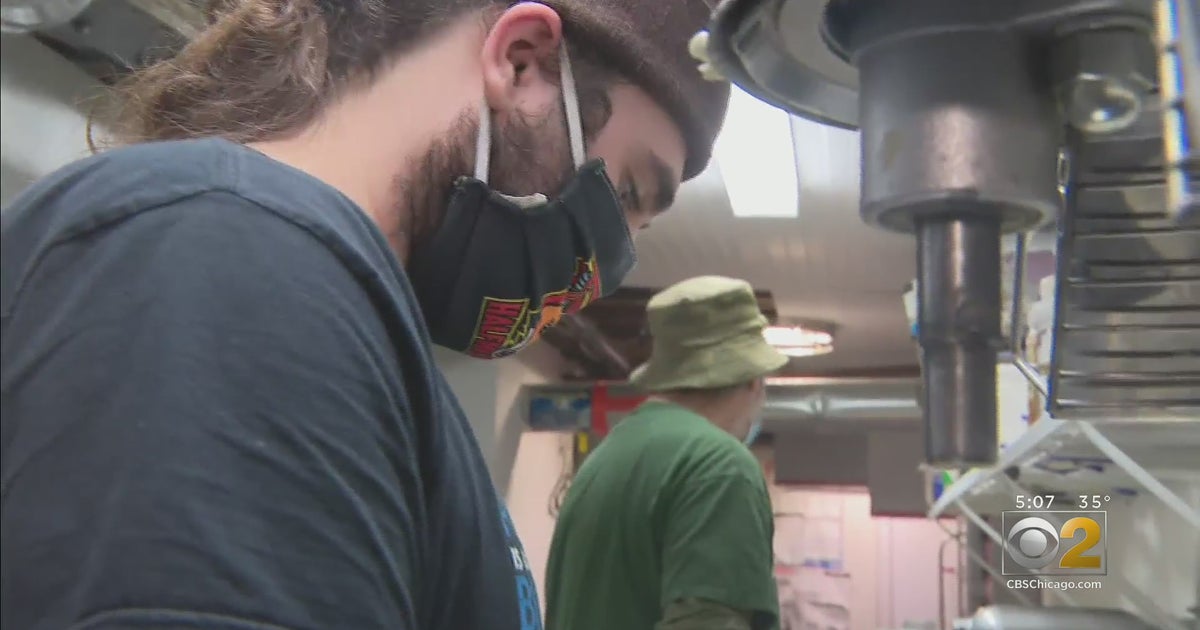 Chicago Bakery Turns Ovens Back On After Getting A Surprise Check To