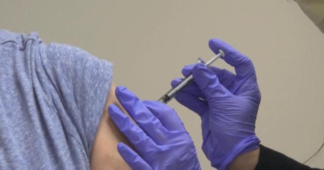 Online scams target Americans desperate for coronavirus vaccine