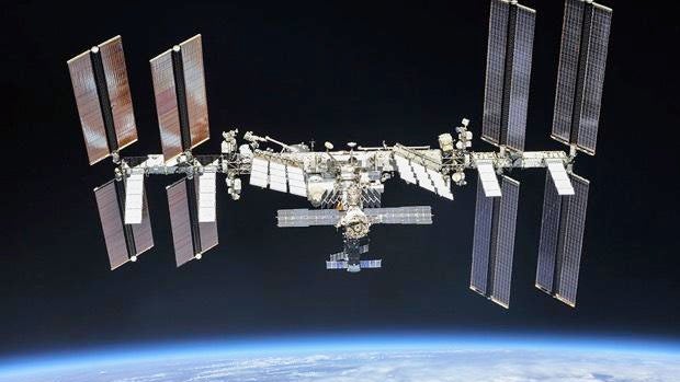 iss-sideview.jpg 