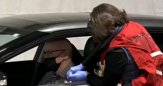 Eye Opener: CDC urges states to keep up COVID-19 restrictions