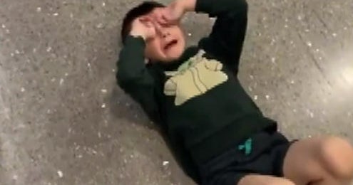 Spirit Airlines kicks four-year-old boy with autism off flight for not wearing mask