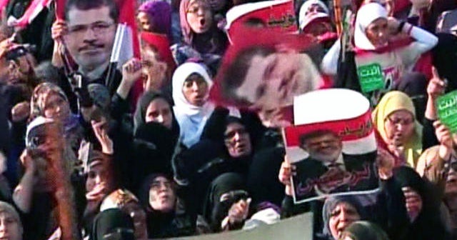 Egyptian court sentences 529 Morsi supporters to death